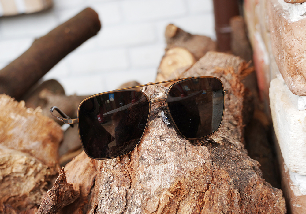 SUPER IDOL | 美式雙槓飛行框太陽眼鏡 | 復古黑金