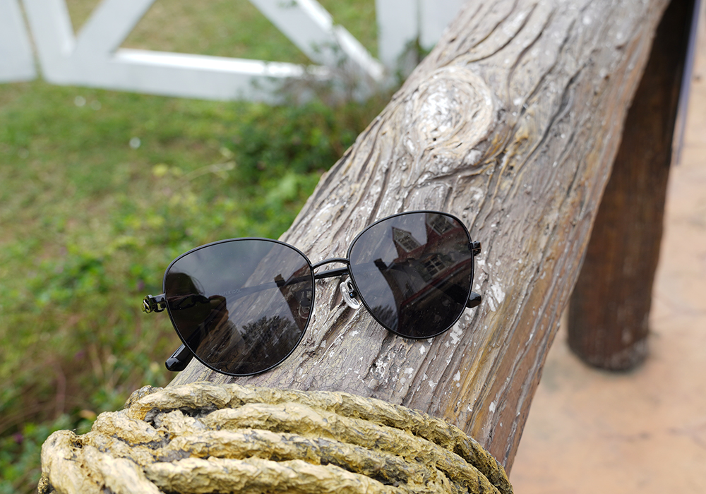 SUPER IDOL | 鍊條logo多邊框太陽眼鏡 | 黑醋栗