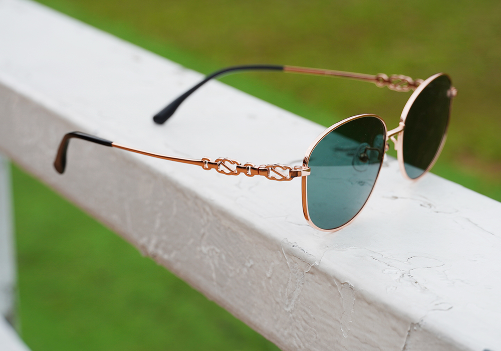 SUPER IDOL | 心動旋律橢圓框太陽眼鏡 | 金旋綠韻