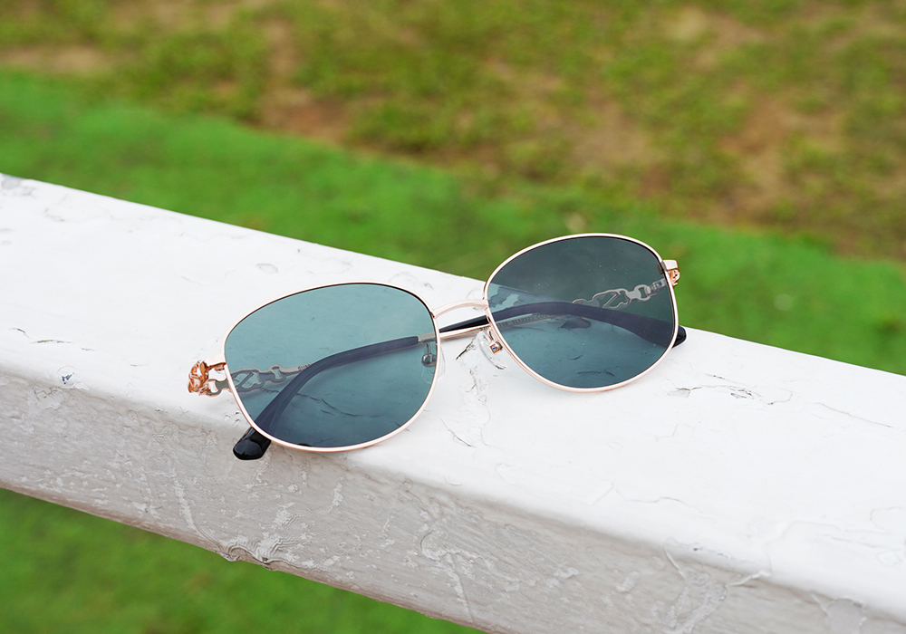 SUPER IDOL | 心動旋律橢圓框太陽眼鏡 | 金旋綠韻