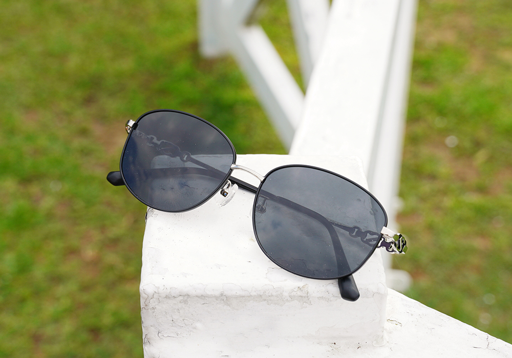 SUPER IDOL | 心動旋律橢圓框太陽眼鏡 | 簡單灰