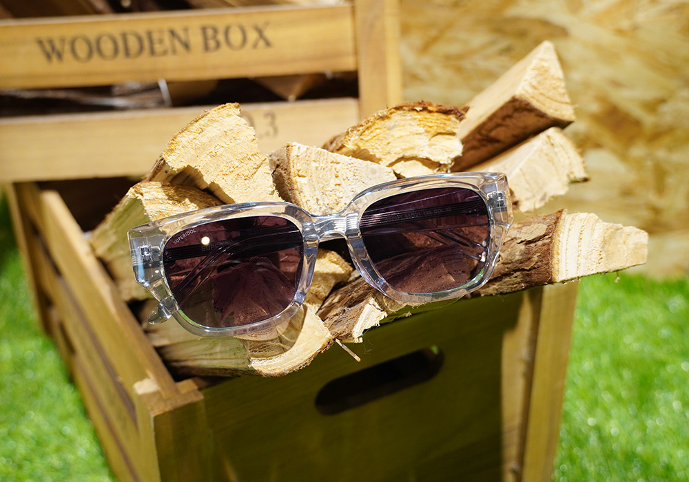 SUPER IDOL | 萬眾矚目長方框太陽眼鏡 | 晨曦透灰