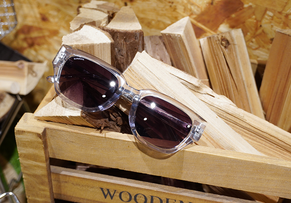 SUPER IDOL | 萬眾矚目長方框太陽眼鏡 | 晨曦透灰