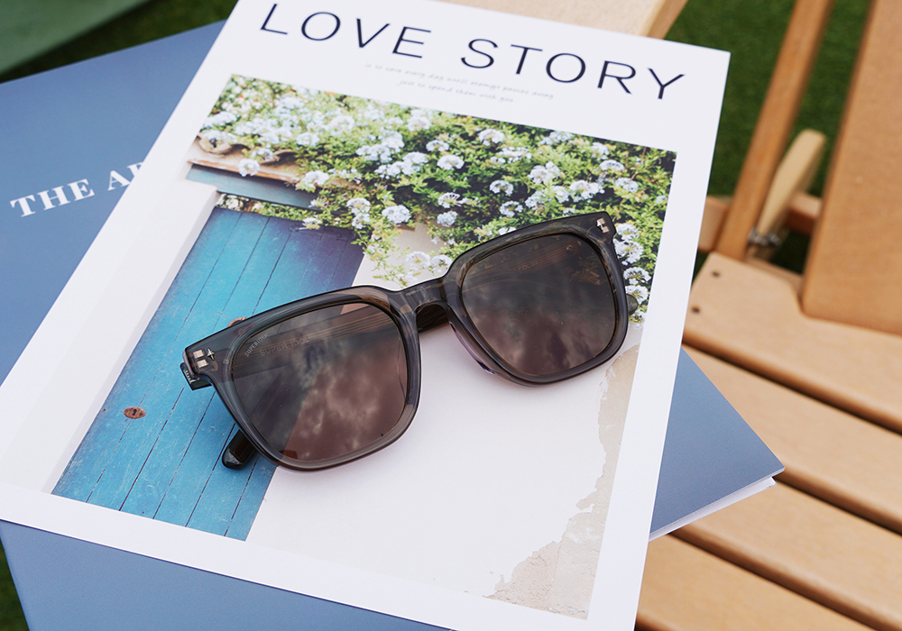 SUPER IDOL | 星辰及你長方框太陽眼鏡 | 曙光茶灰