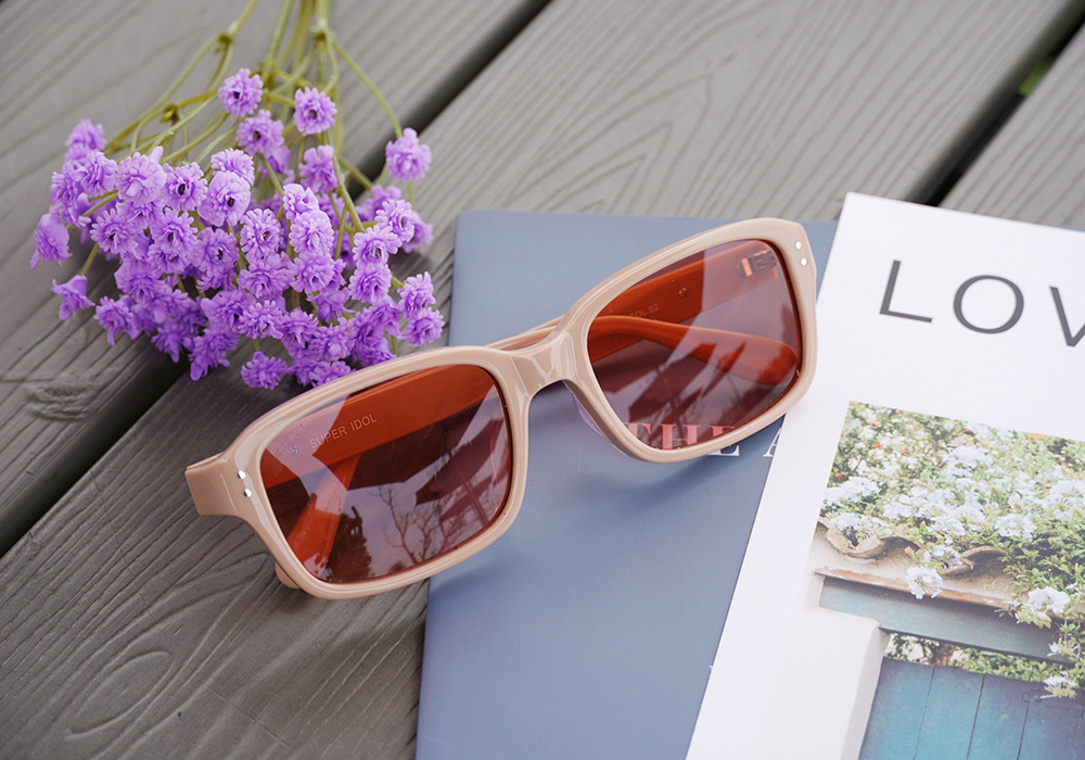 SUPER IDOL | 酷甜必備長方框太陽眼鏡 | 甜心粉
