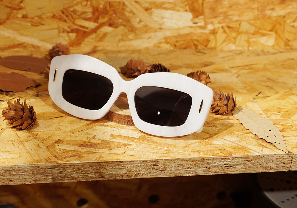 SUPER IDOL | 流行韓風長方框太陽眼鏡 | 大理石白