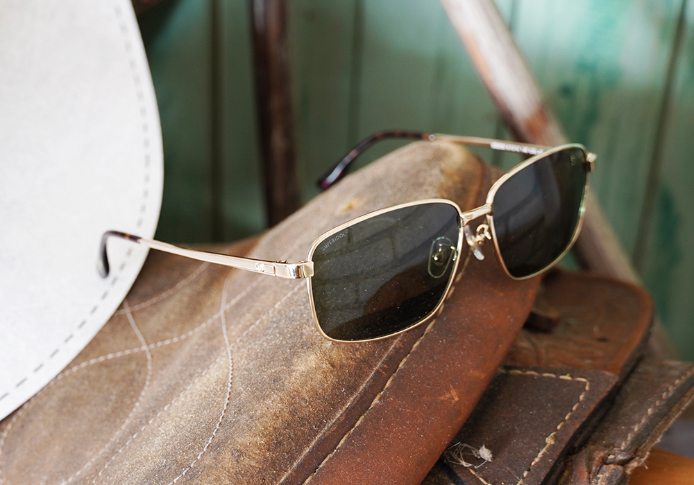 SUPER IDOL | 黑夜暗號長方框太陽眼鏡 | 琥珀金