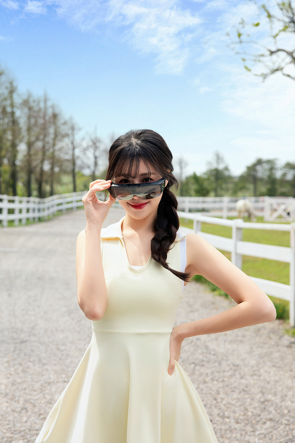 SUPER IDOL | 套鏡 | 上翻式長方框太陽眼鏡 | 特務黑