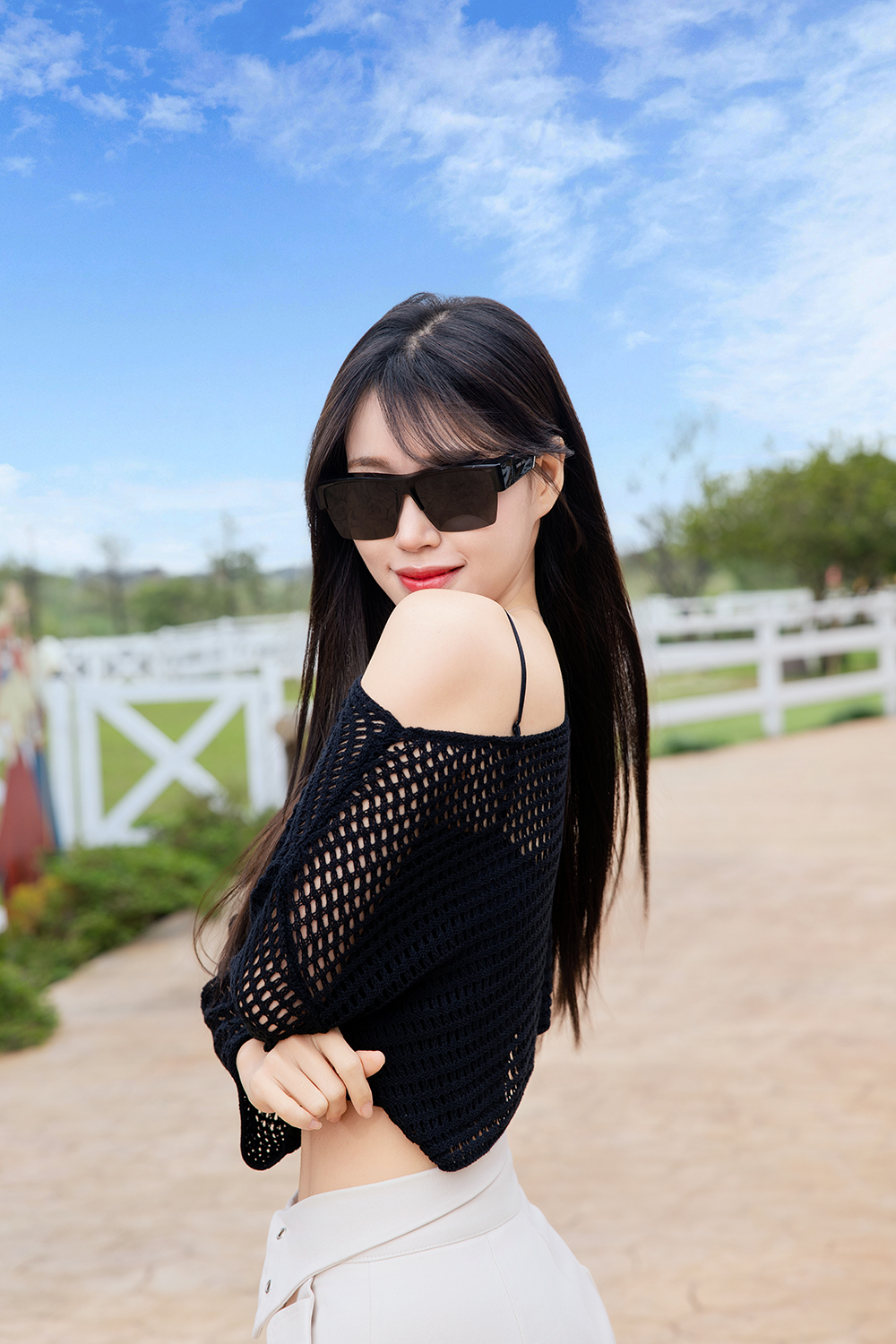 SUPER IDOL | 套鏡 |  潮流魅力方框太陽眼鏡 | 非凡黑