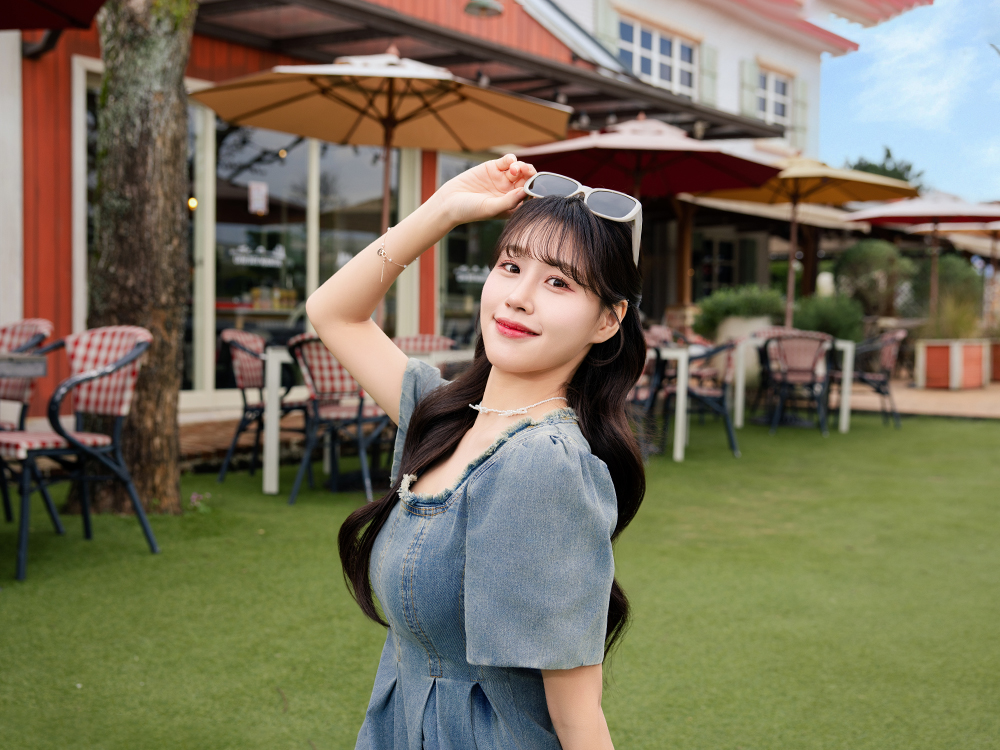 SUPER IDOL | 套鏡 | 復古粗黑長方框太陽眼鏡 | 淺米灰