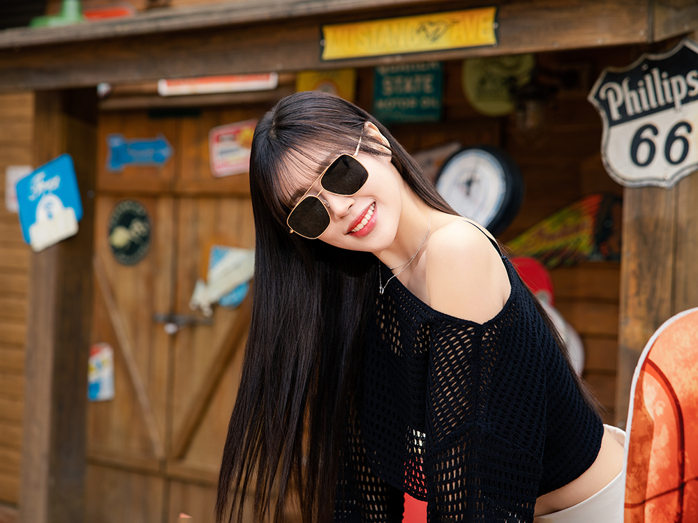 SUPER IDOL | 美式雙槓飛行框太陽眼鏡 | 現代黑金