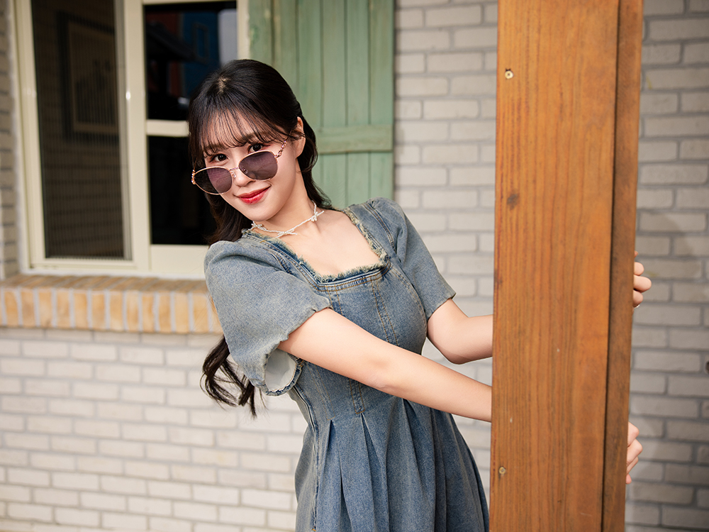 SUPER IDOL | 鍊條logo多邊框太陽眼鏡 | 櫻花粉