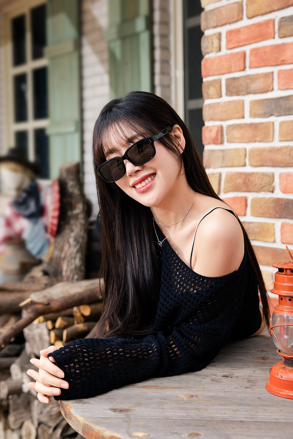 SUPER IDOL | 酷甜必備長方框太陽眼鏡 | 百搭黑