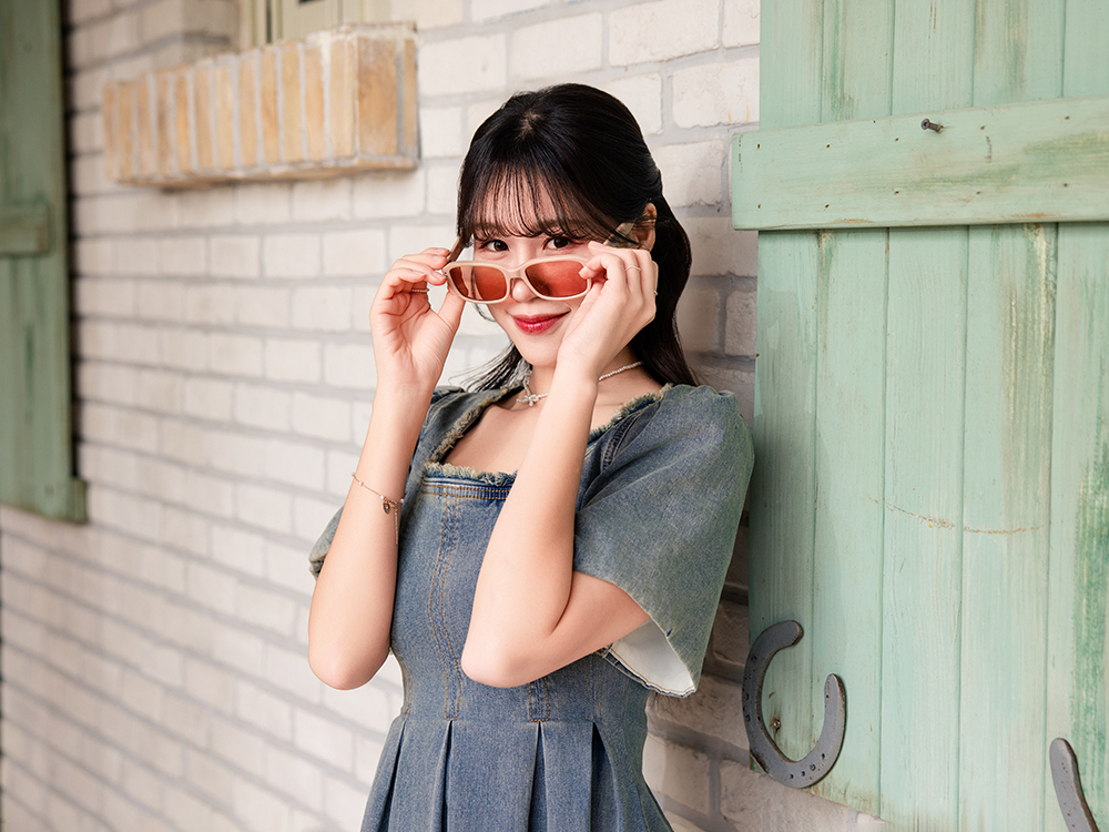 SUPER IDOL | 酷甜必備長方框太陽眼鏡 | 甜心粉