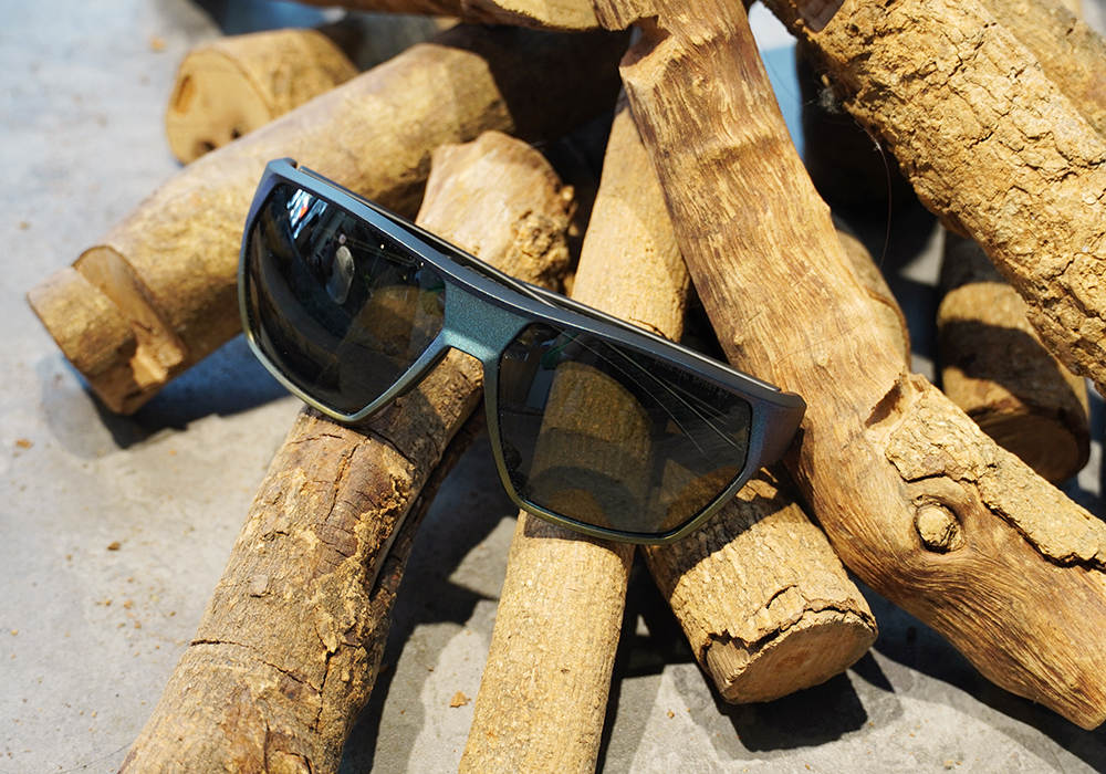 SUPER SPORT | 自由風範方框運動太陽眼鏡 | 漸層藍