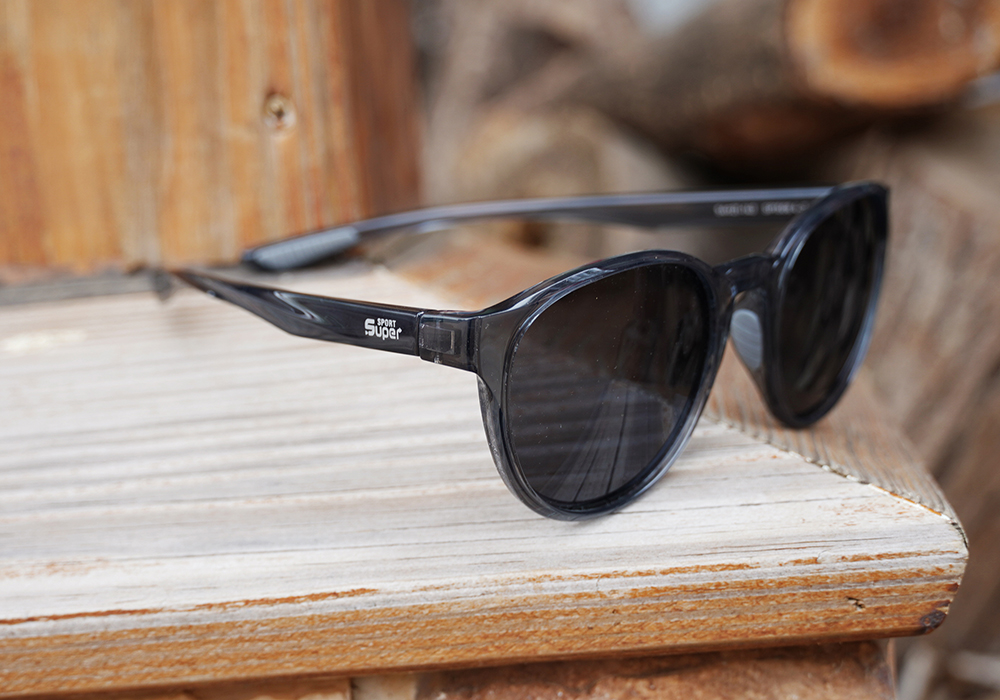SUPER SPORT | 風行瞳光方框運動太陽眼鏡 | 流光灰