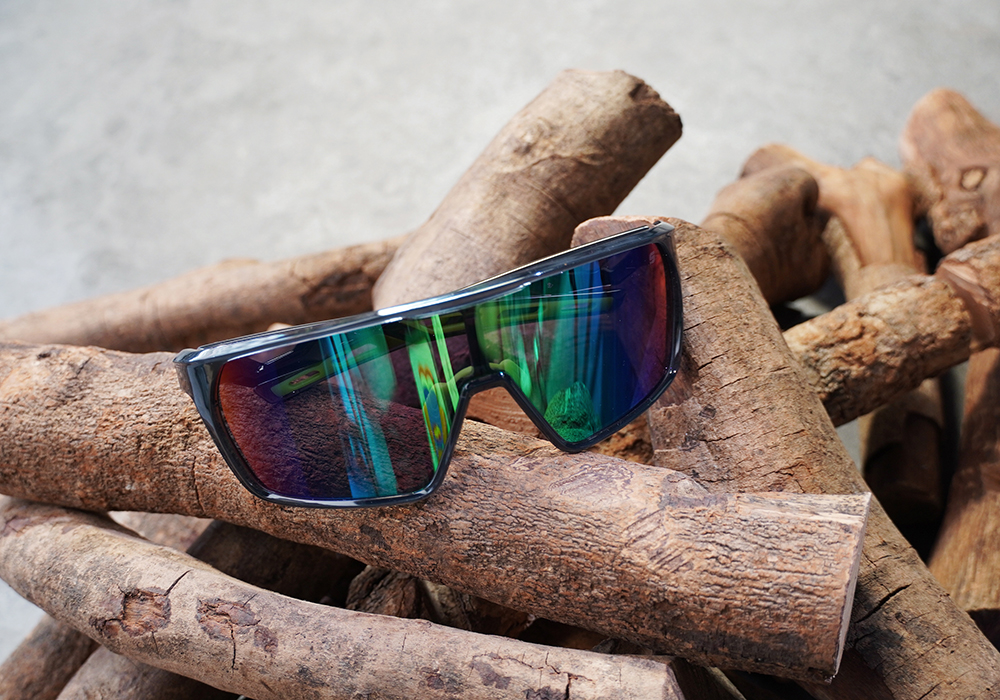 SUPER SPORT | 神秘北極圈護眼框太陽眼鏡 | 拼接黑綠