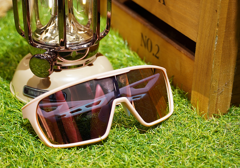 SUPER SPORT | 神秘北極圈護眼框太陽眼鏡 | 甜美粉