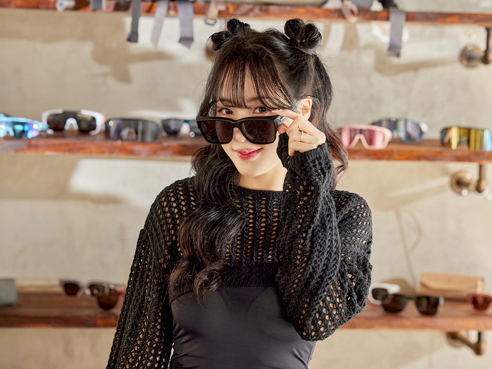 SUPER IDOL | 套鏡 | 極簡美學長方框太陽眼鏡 | 時代黑