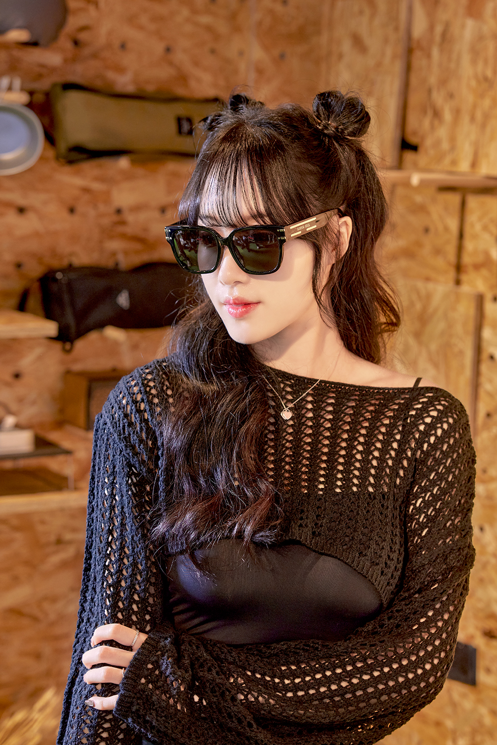 SUPER IDOL | 活力元氣長方框太陽眼鏡 | 亮眼黑