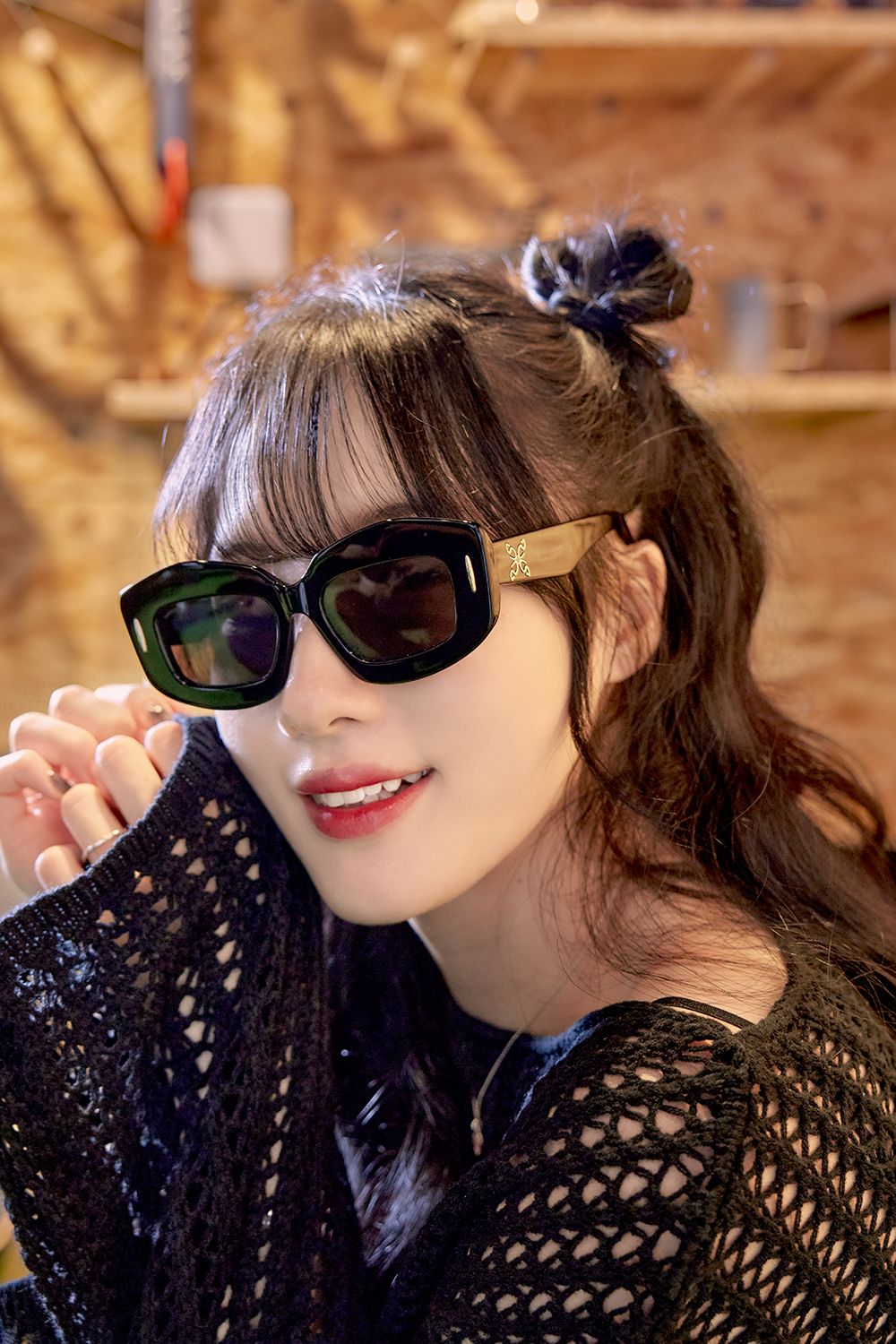 SUPER IDOL | 流行韓風長方框太陽眼鏡 | 俐落黑