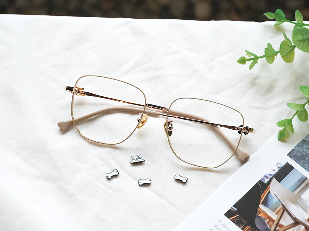 K-DESIGN動物聯萌 | 犬系選品小配飾 大方框眼鏡 | 奶霧咖