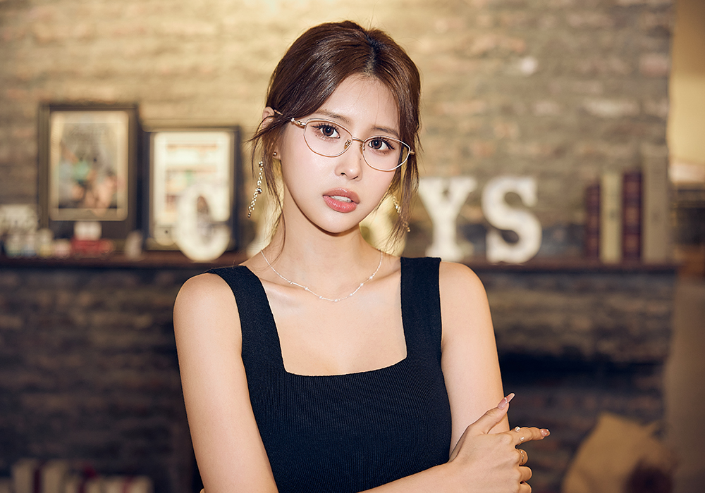 K-DESIGN動物聯萌 | 星爍貓掌掛飾 橢圓框眼鏡 | 香檳金