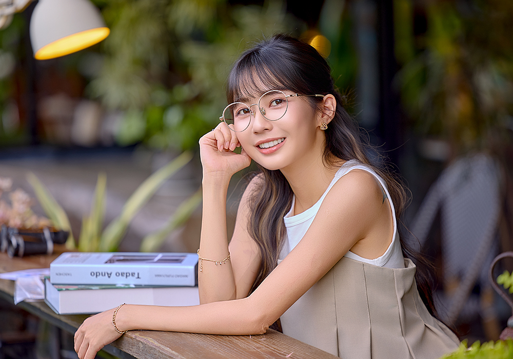 K-DESIGN動物聯萌 | 雲朵草泥馬 圓框眼鏡 | 微光金