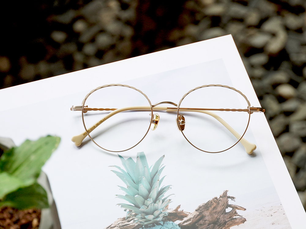K-DESIGN動物聯萌 | 雲朵草泥馬 圓框眼鏡 | 微光金