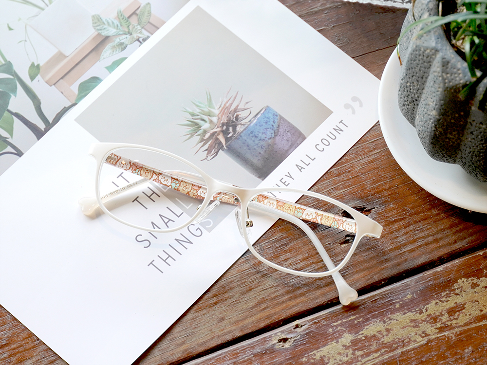 K-DESIGN動物聯萌 | 汪汪甜心 長方框眼鏡 | 櫻花白 