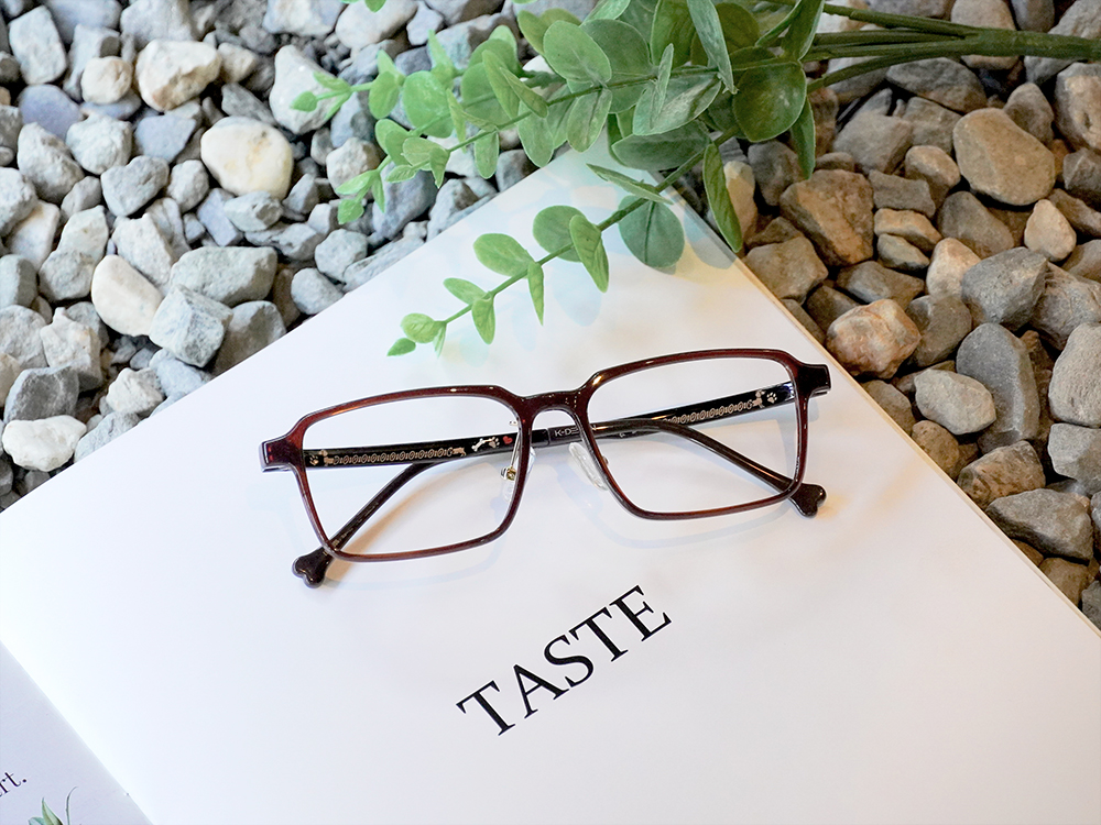 K-DESIGN動物聯萌 | DOOOOG 長方框眼鏡 | 透紅棕