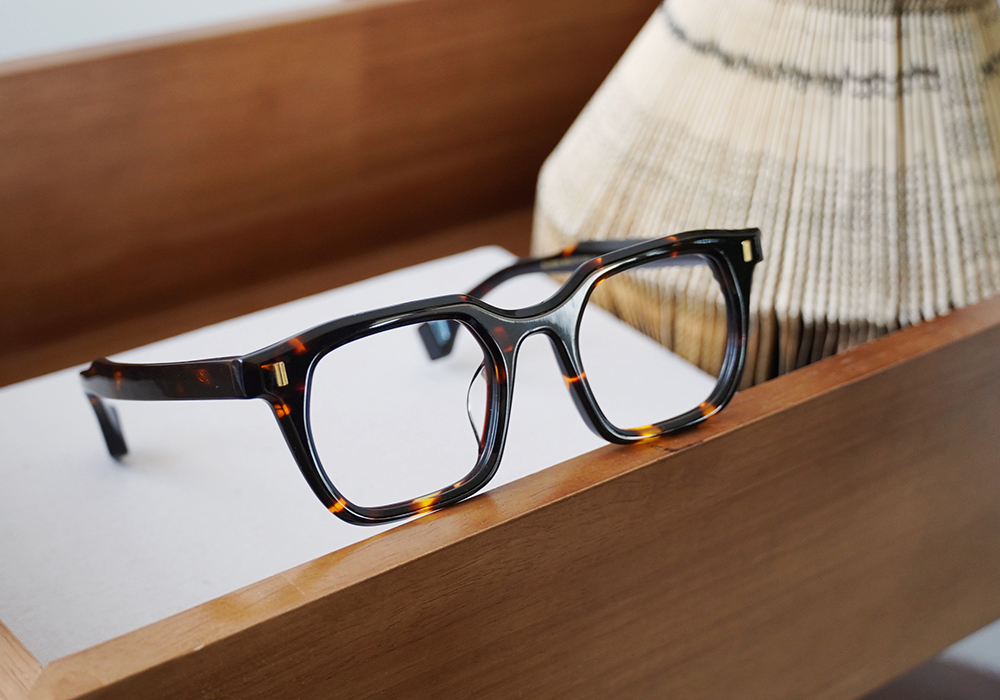 三麗鷗夢幻隊▪︎酷企鵝｜氣派全開 方框眼鏡｜玳瑁咖