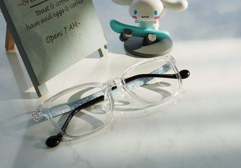 三麗鷗夢幻隊▪︎大耳狗｜微風雲朵 長方框眼鏡｜光透黑