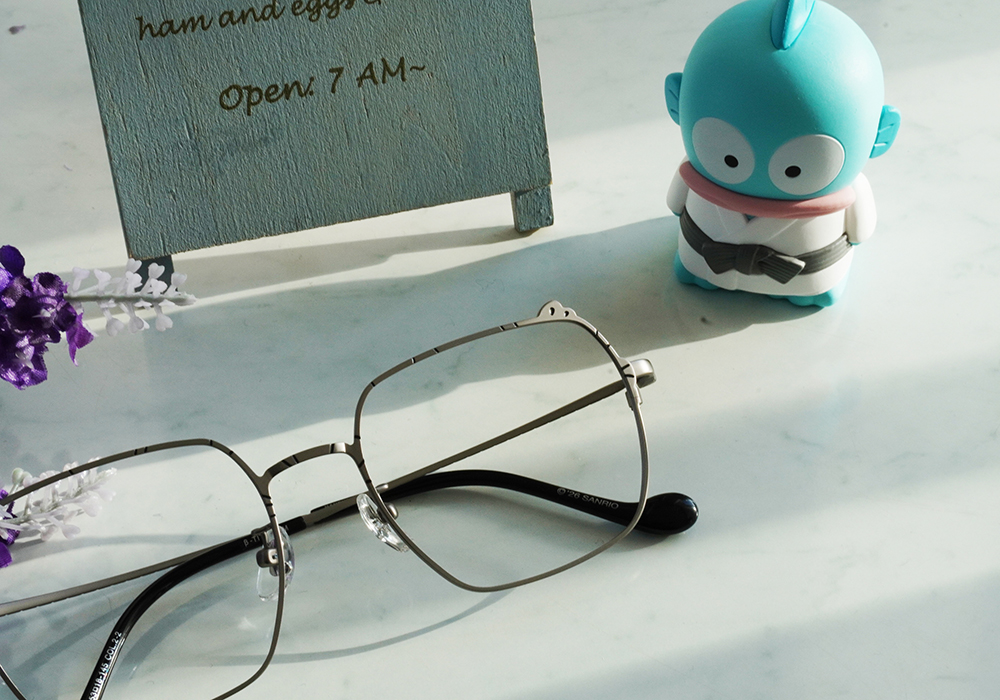 三麗鷗夢幻隊▪︎漢頓｜慢活魚兒 大方框眼鏡｜星霧灰
