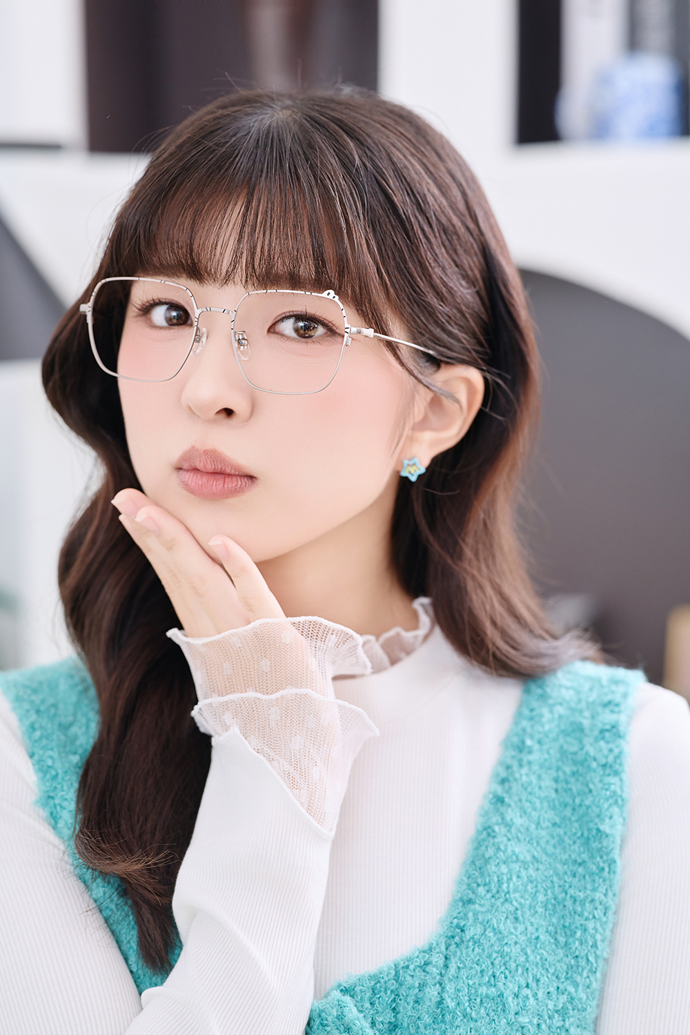 三麗鷗夢幻隊▪︎漢頓｜慢活魚兒 大方框眼鏡｜星霧灰