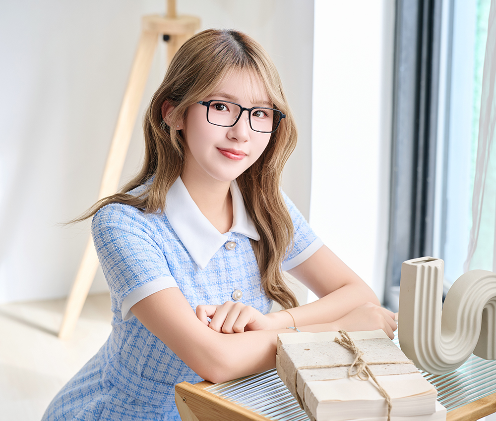 三麗鷗夢幻隊▪︎漢頓｜慵懶模式ON 長方框眼鏡｜迷霧藍