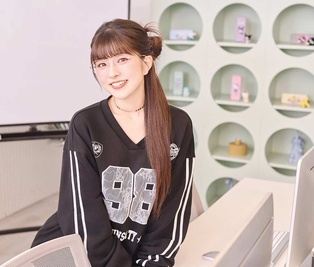 三麗鷗夢幻隊▪︎HELLO KITTY｜蘋果樂園 多邊框眼鏡｜薄霧粉