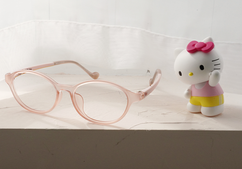 三麗鷗夢幻隊▪︎HELLO KITTY｜簡單樂趣 橢圓框眼鏡｜透霧粉