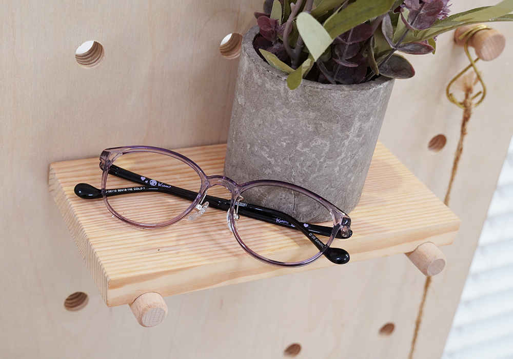 三麗鷗夢幻隊▪︎酷洛米｜率性反差萌 圓框眼鏡｜搖滾紫