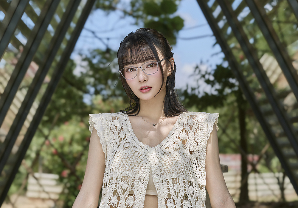 FORECO | 雅姿流韻長方框眼鏡 | 透光灰